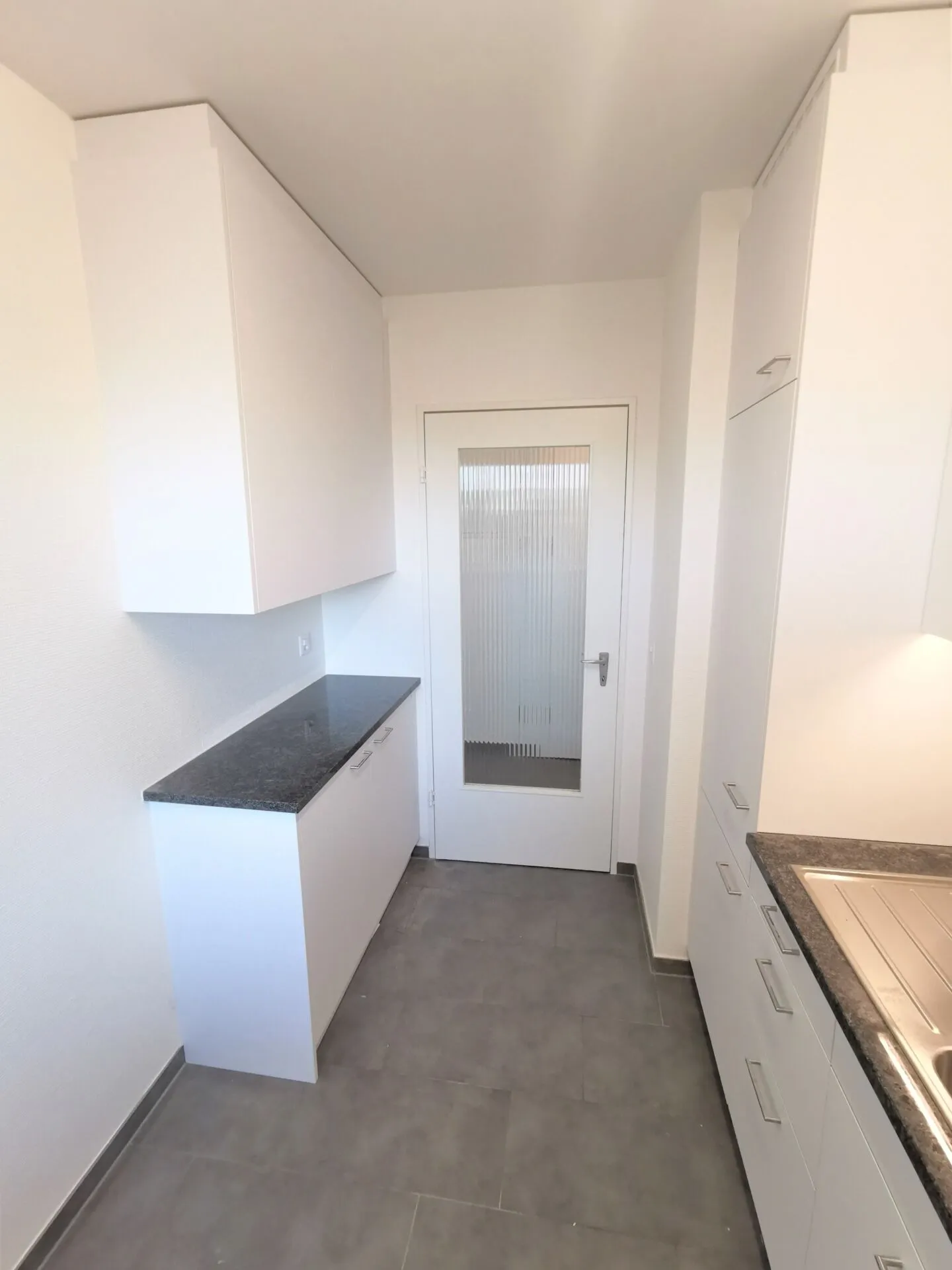 2-room apartment at Voltaplatz - Photo 6 of 7