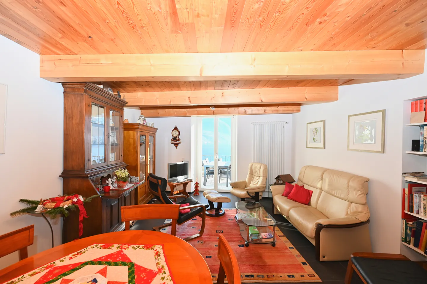 Charmantes Reihenhaus Nur Wenige Schritte Vom Luganersee - Foto 5 von 19