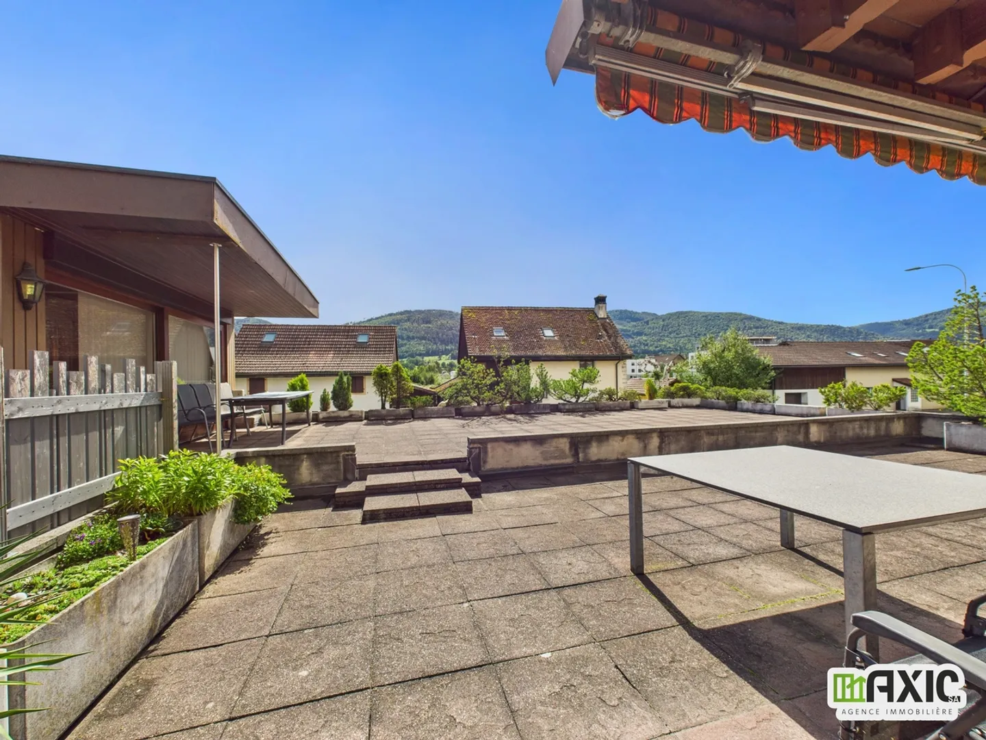 Bâtiment mixte avec potentiel - Photo 9 sur 34