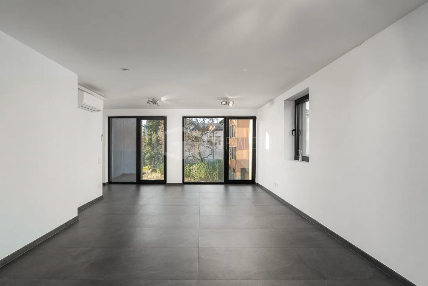 Ufficio di Alto Standing in Residenza Moderna - Foto 9 di 13