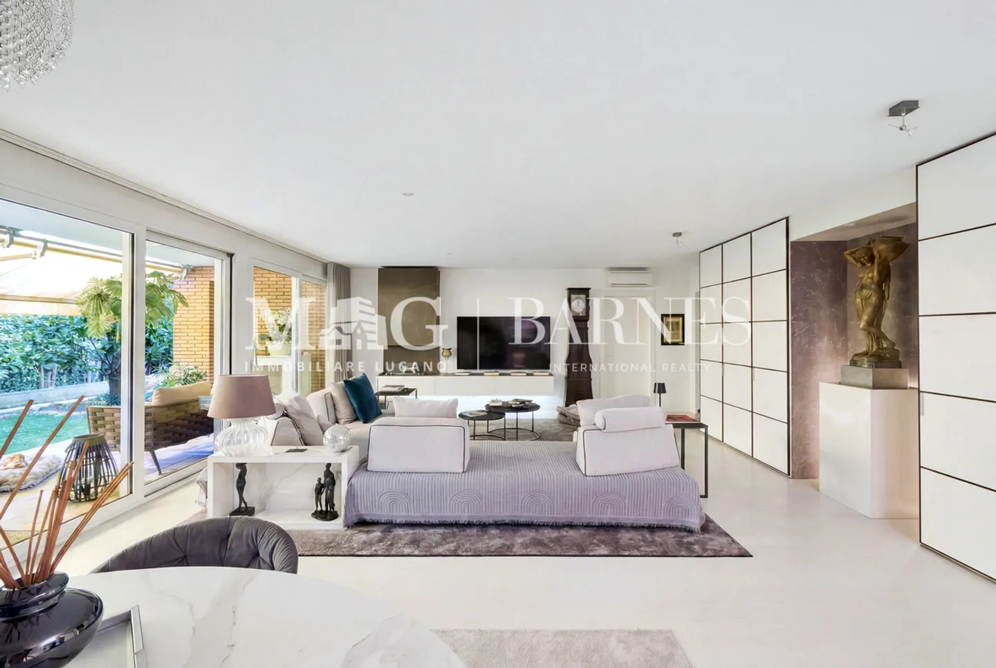 Appartamento elegante con veranda - Foto 3 di 10