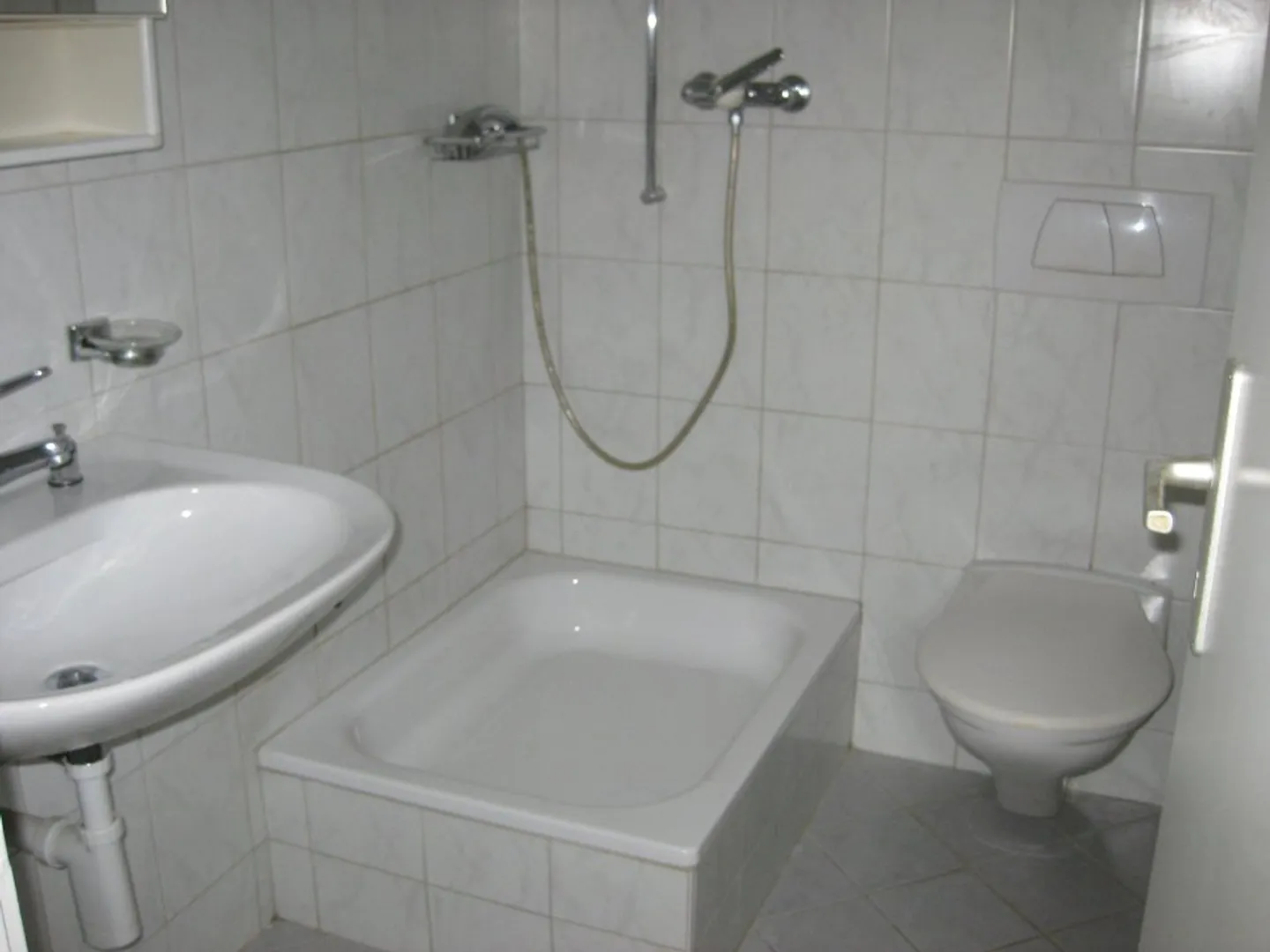 00204 - Studio 1 room - Willows 5 - Colombier NE - Photo 3 of 5