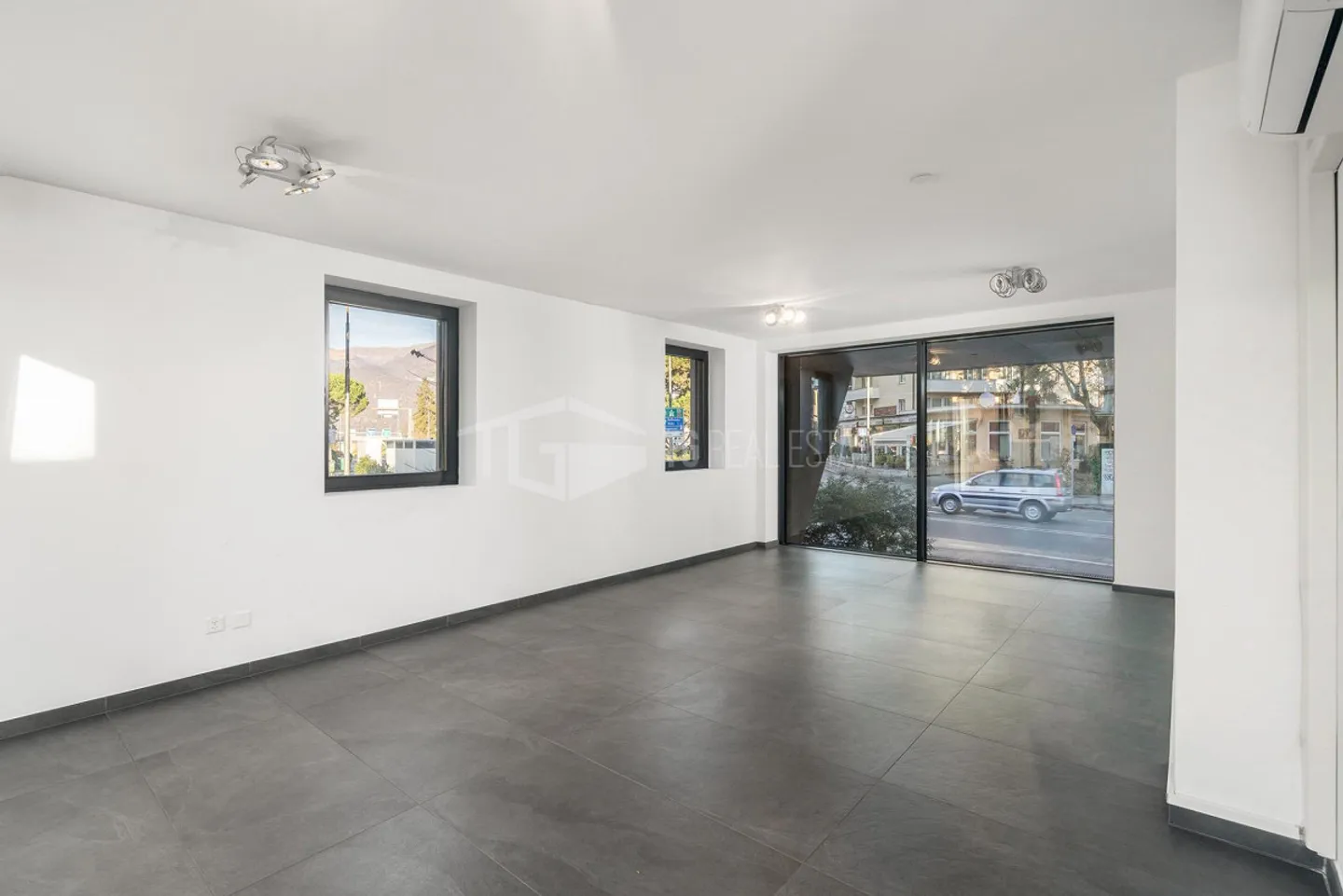 Ufficio di Alto Standing in Residenza Moderna - Foto 10 di 13