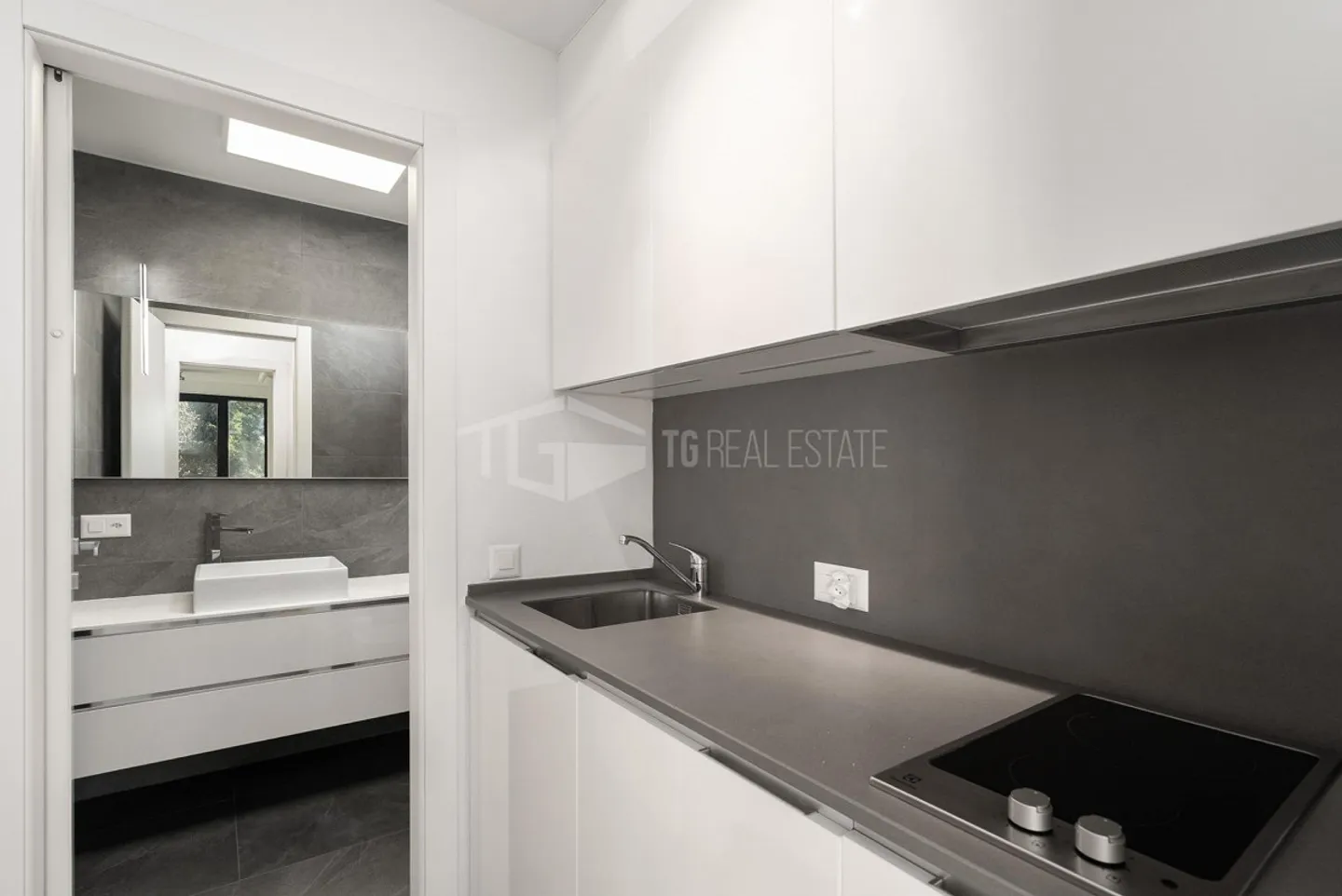 Ufficio di Alto Standing in Residenza Moderna - Foto 12 di 13