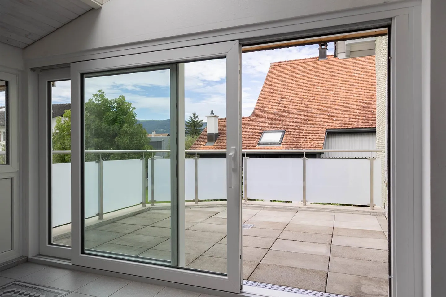6.5 Room Semi-Detached House - Photo 5 of 15