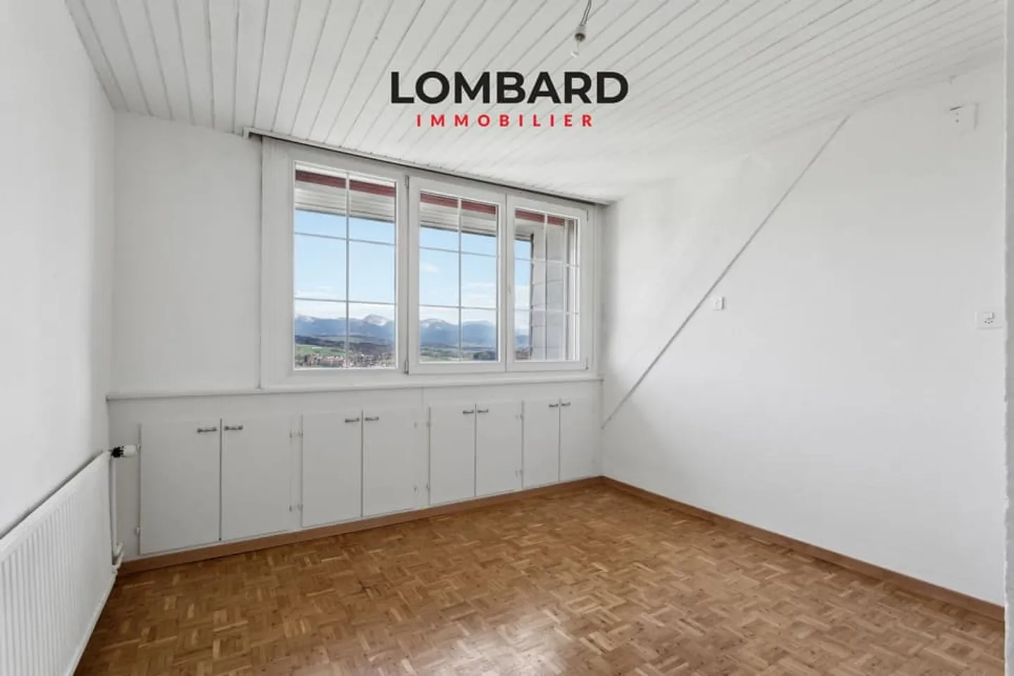 ***VENDU*** Spacieuse maison individuelle avec vue sur les montagnes - Photo 10 sur 11