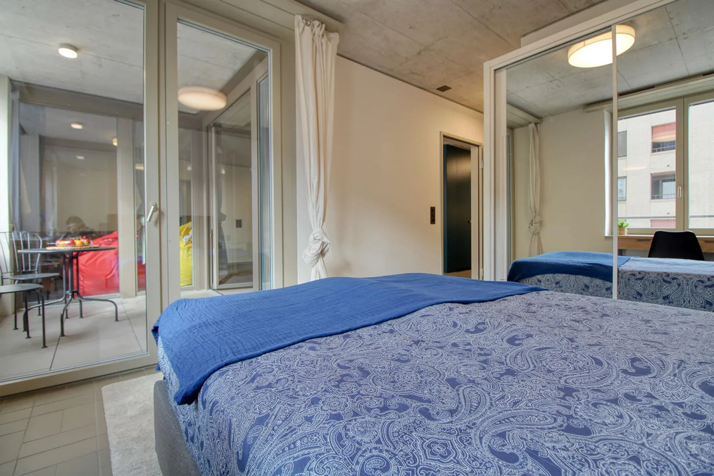 Furnished studio in a top location - Photo 6 of 24