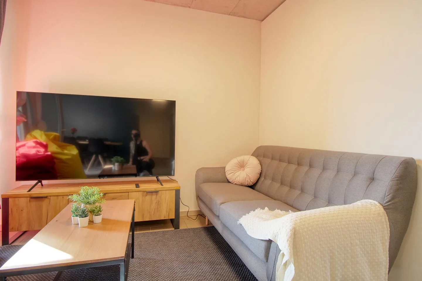 Furnished studio in a top location - Photo 14 of 24