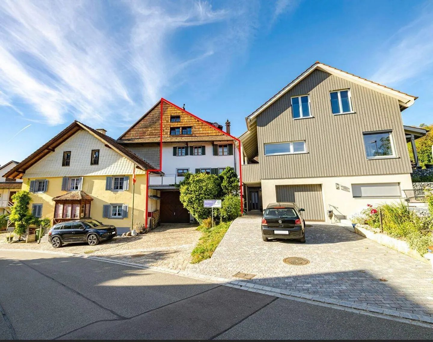 Affascinante casa unifamiliare di 6 stanze a Wilchingen - Foto 1 di 12