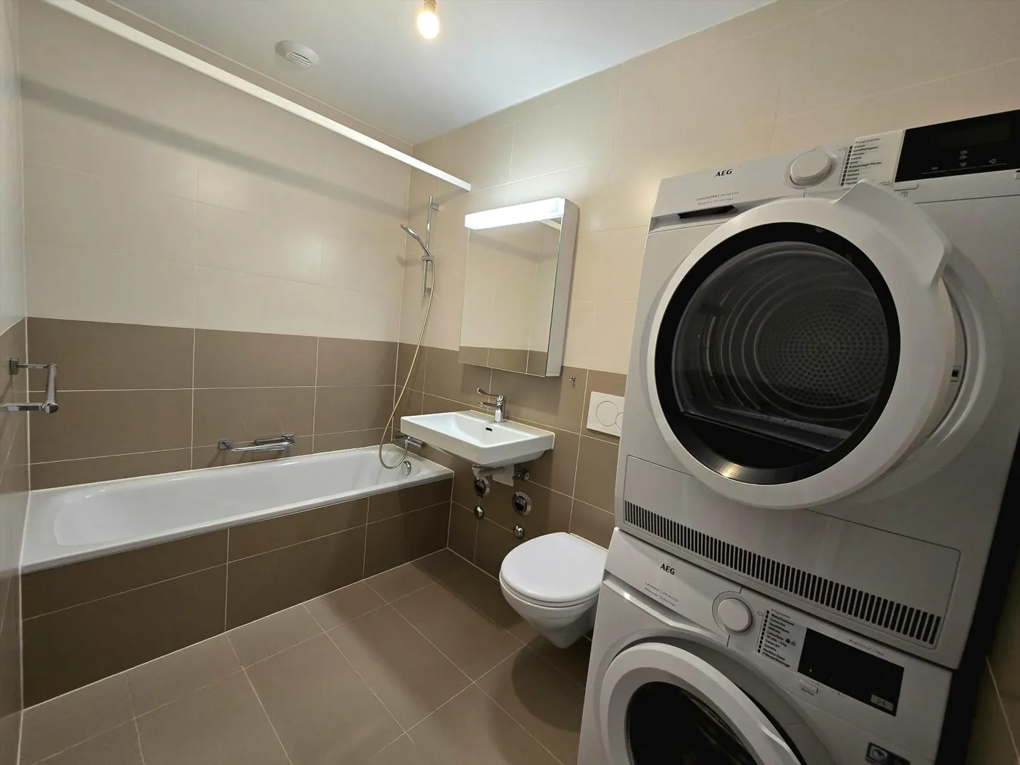 Nice 4.5-room apartment in the center of Sion! - Photo 3 of 6
