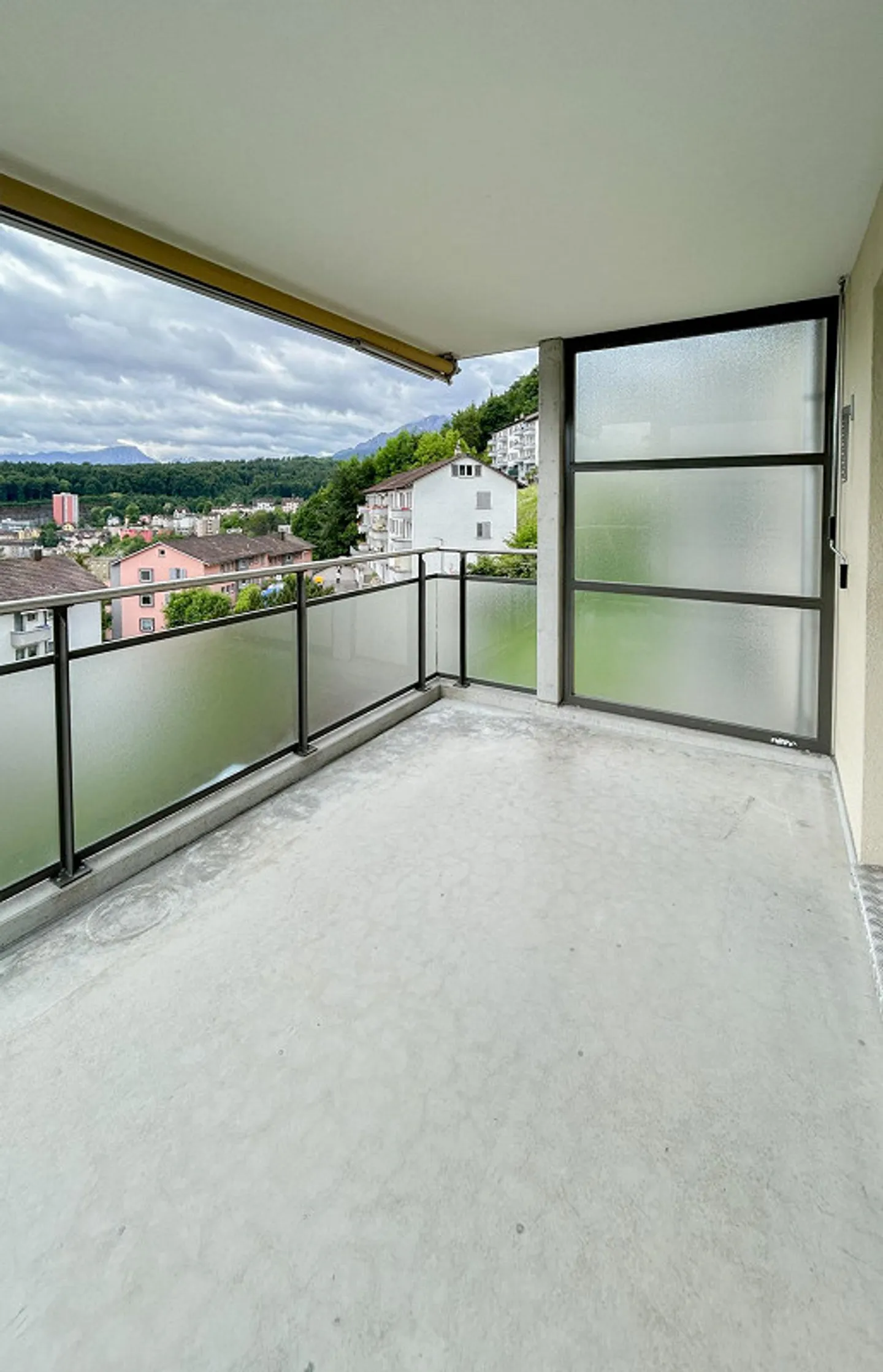 Charmante Wohnung mit Reussblick - Foto 6 von 12