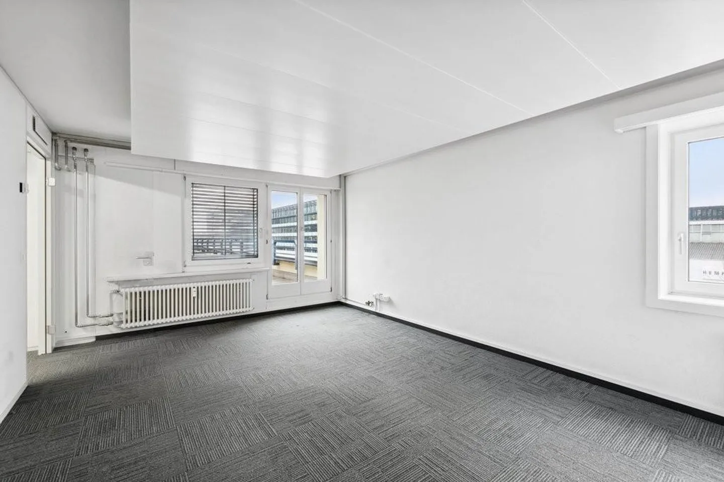 Nuovo sul mercato - Spazio ufficio in posizione privilegiata con grande terrazza - Foto 9 di 12