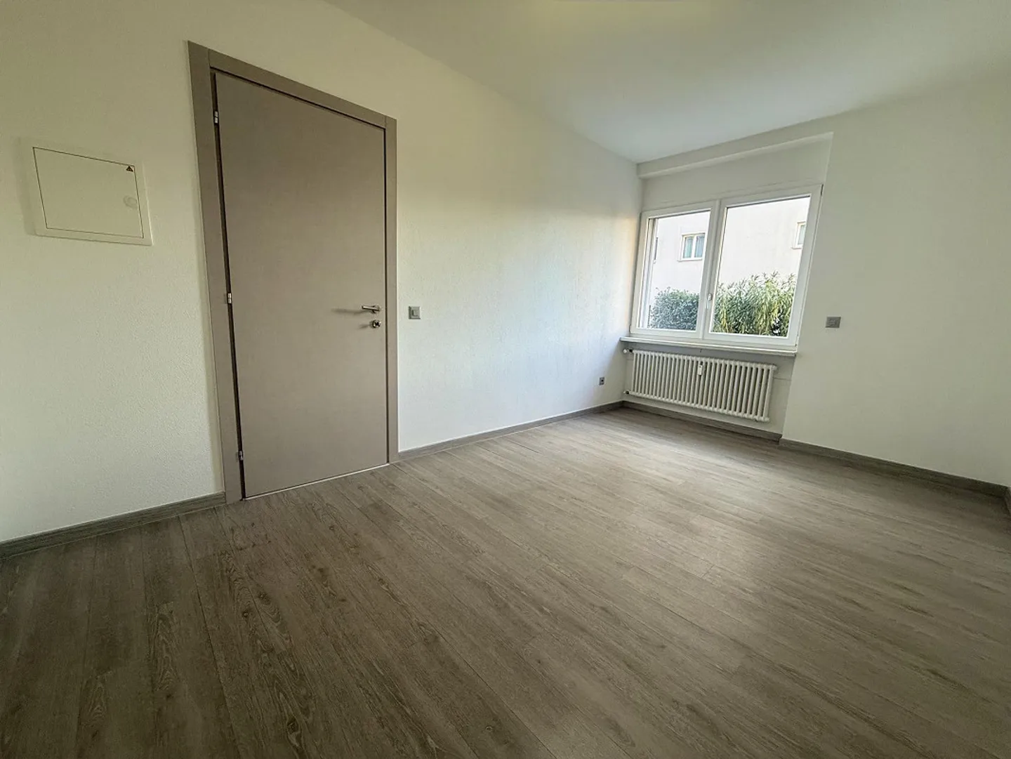 Modern and renovated 3.5-room apartment for rent in Mendrisio - Photo 5 of 8