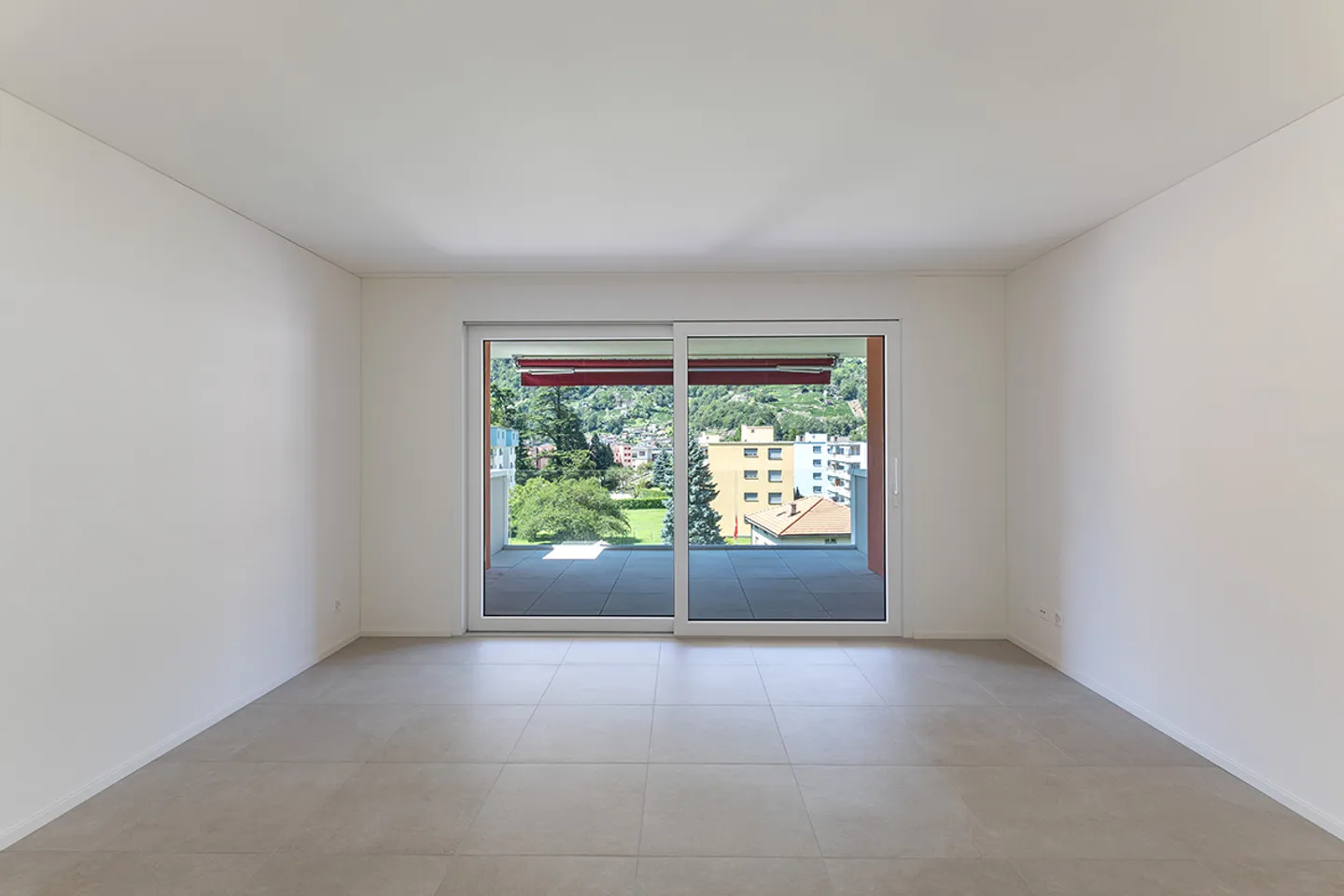 Appartement moderne de 5,5 pièces avec jardin - Photo 7 sur 10
