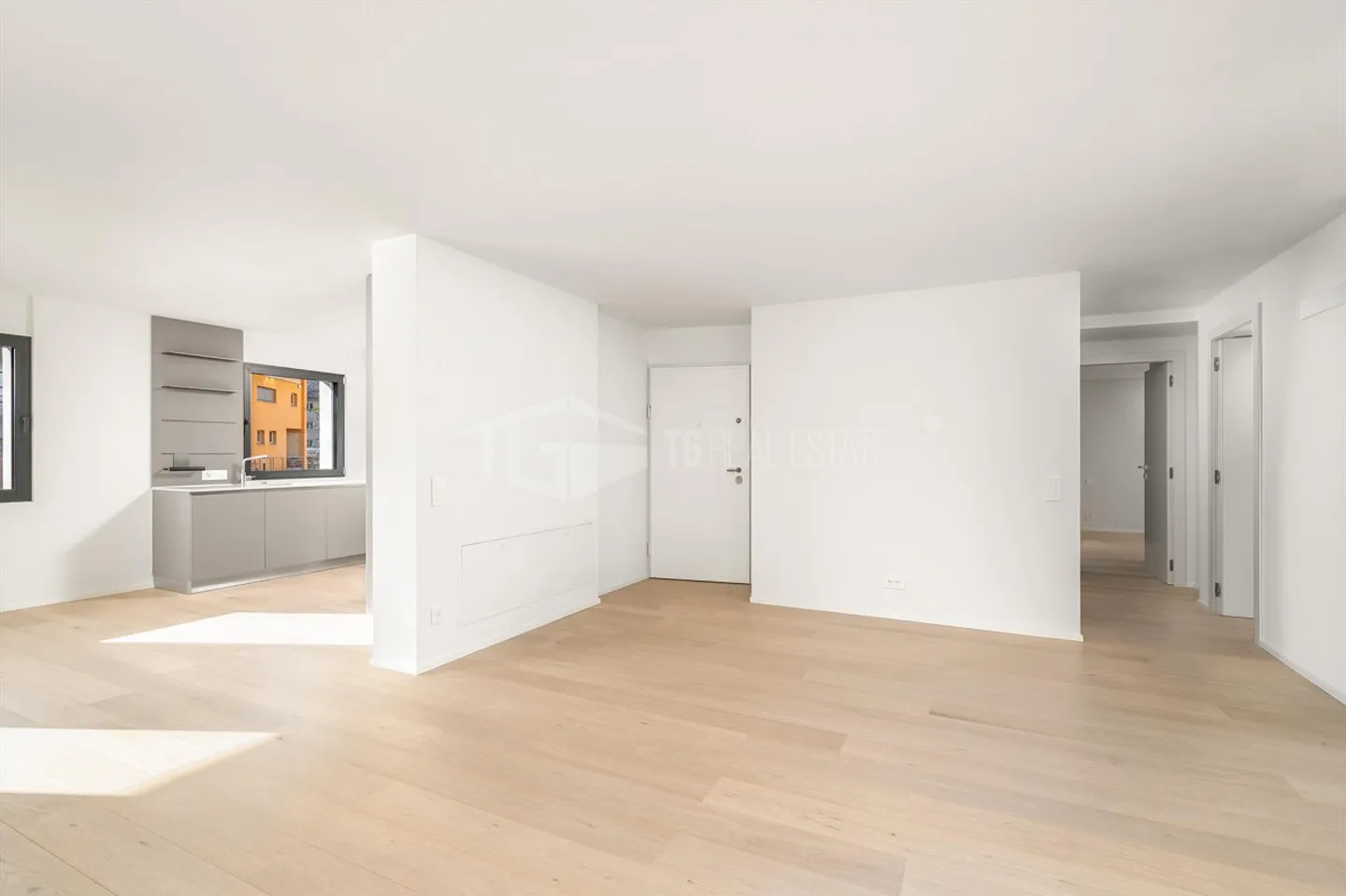 BRIGHT 4.5 ROOMS WITH GARDEN - Photo 6 of 13