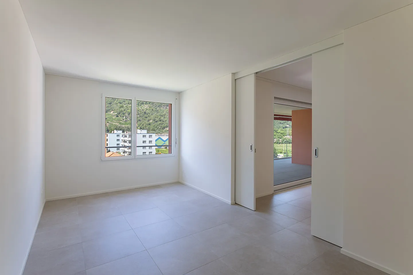 Appartement moderne de 5,5 pièces avec jardin - Photo 10 sur 10