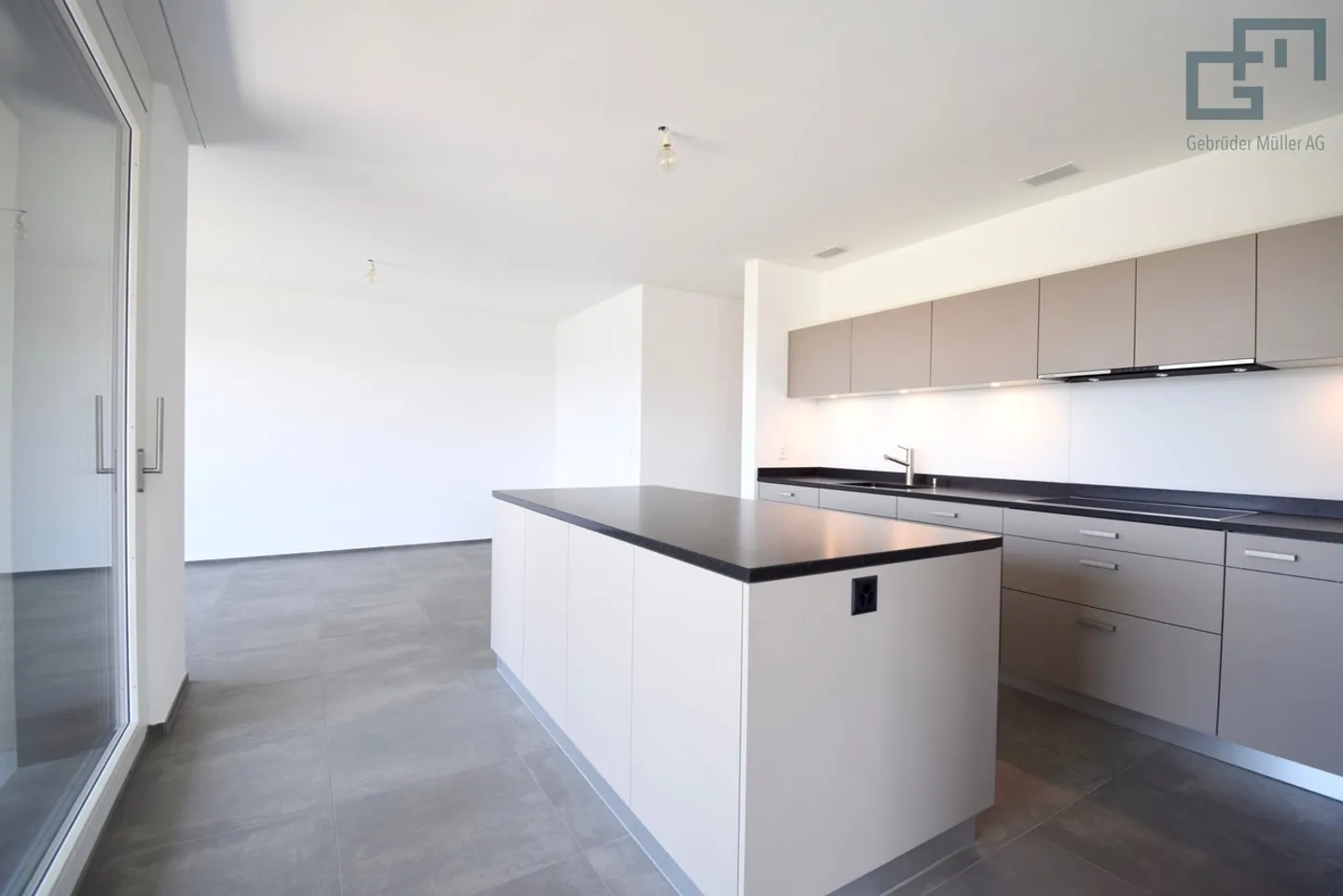 Modern Apartment in Allschwil - Photo 1 of 7