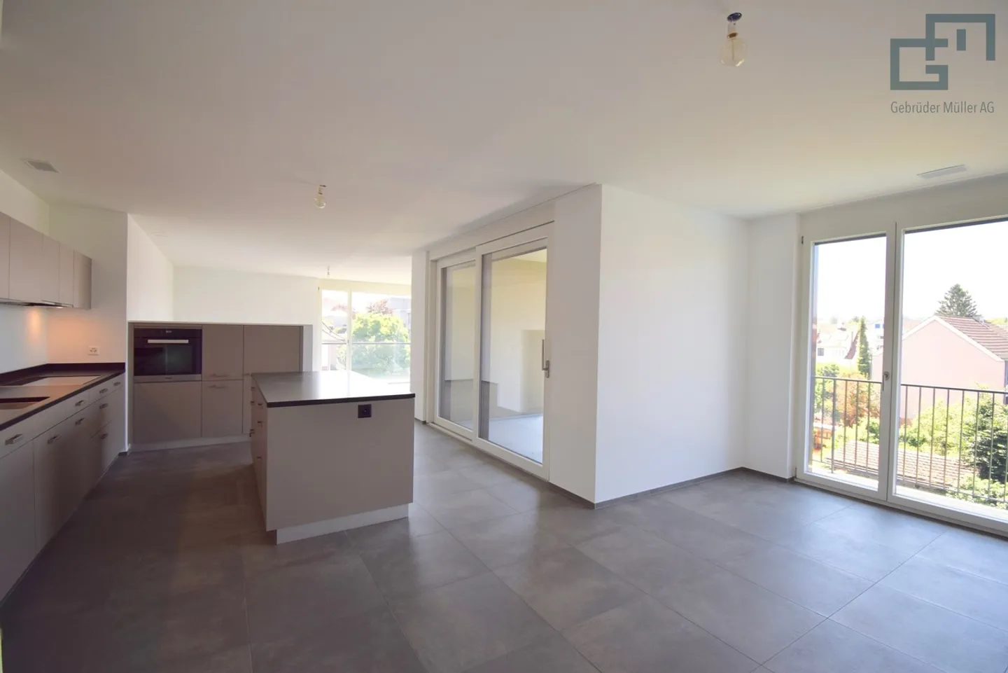 Modern Apartment in Allschwil - Photo 2 of 7