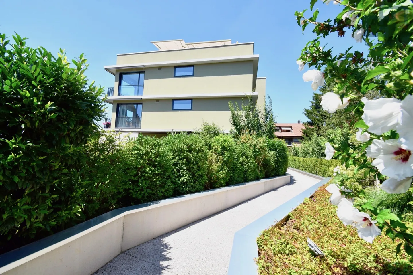 Modern Apartment in Allschwil - Photo 7 of 7