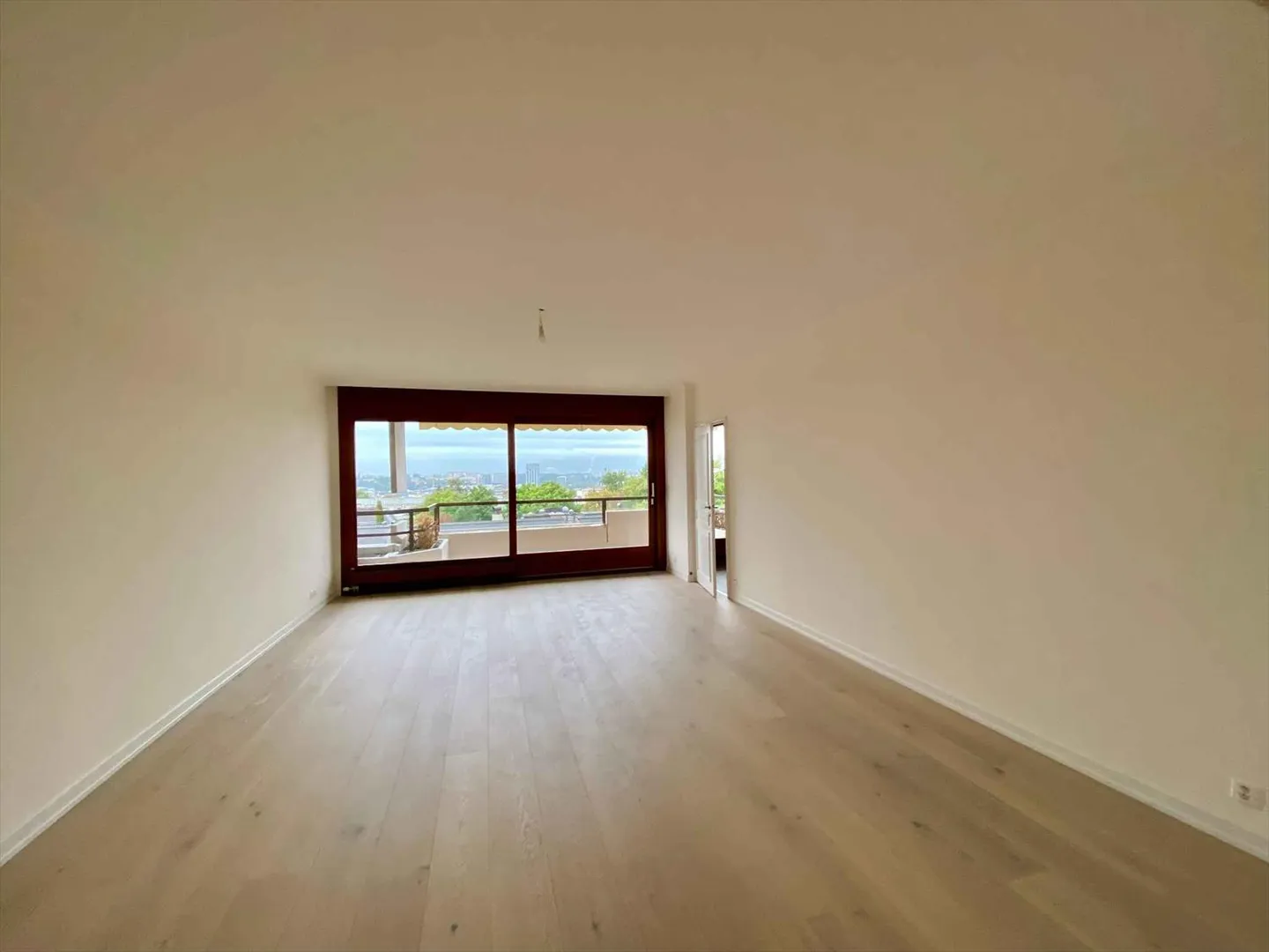 Appartement 4 pièces - Photo 4 sur 11