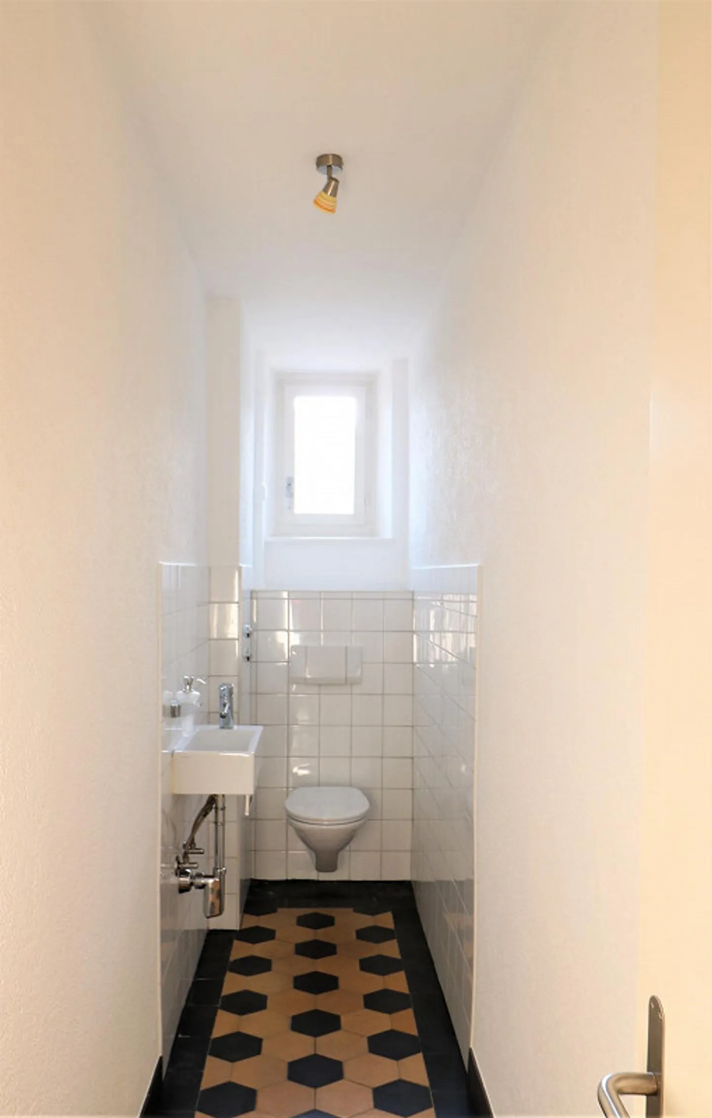 Modern apartment in the center - Photo 7 of 7