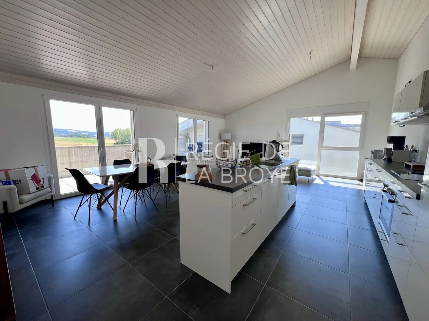 Appartement Charmant à Fétigny - Photo 1 sur 9