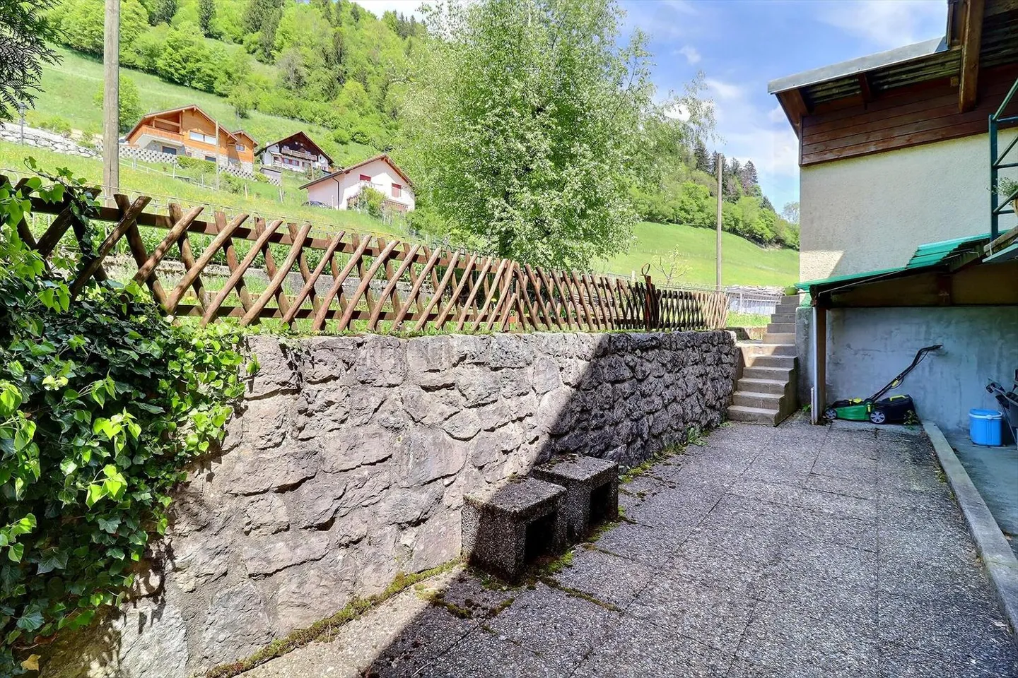 Authentic detached house from 1876 consisting of two apartments - Photo 4 of 13