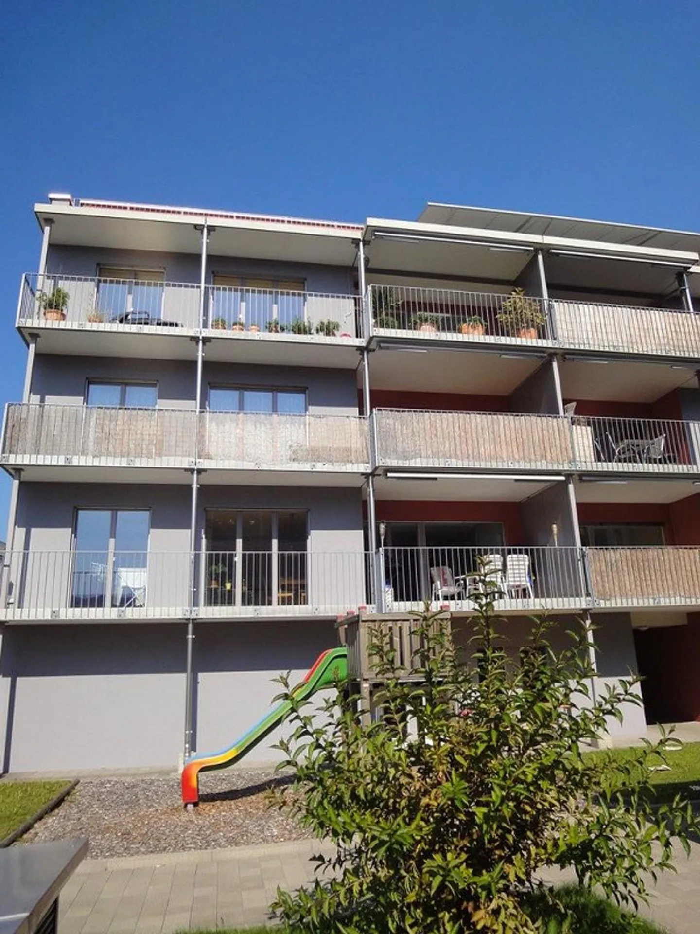 Moderne Wohnung in Dübendorf - Foto 2 von 7