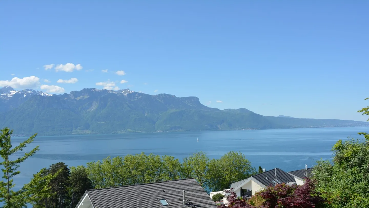 "A pochi passi dal Lago di Ginevra, 3 ville di lusso con vista panoramica" - Foto 2 di 9