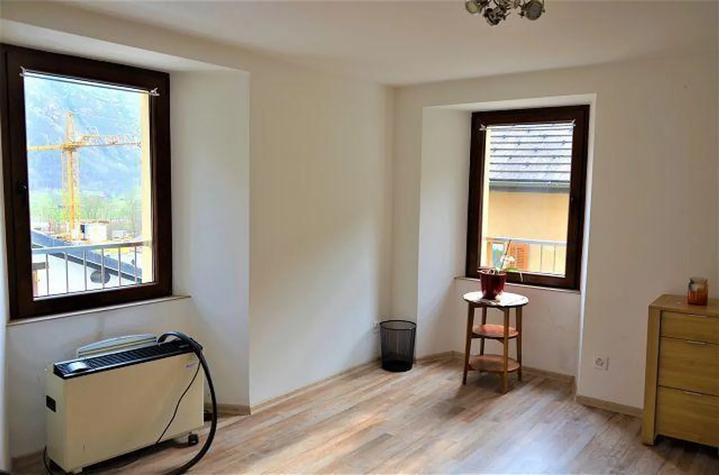 Casa di 3 app./ uffici a reddito con piccolo giardino - Foto 2 di 30