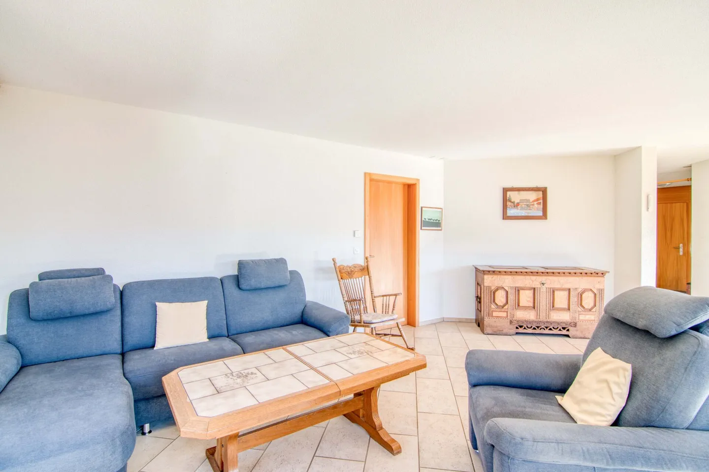 Esclusivo appartamento con giardino di 3,5 locali a Beatenberg - ideale come prima casa o casa vacanze, il tuo rifugio con panorama alpino e vista mozzafiato sul lago - Foto 6 di 24