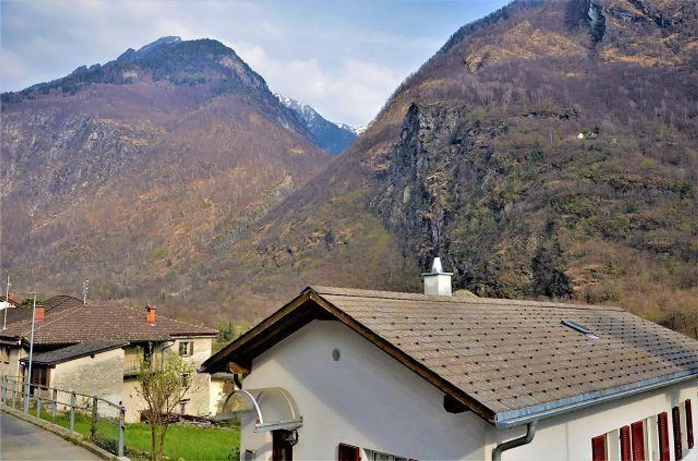 Casa di 3 app./ uffici a reddito con piccolo giardino - Foto 21 di 30