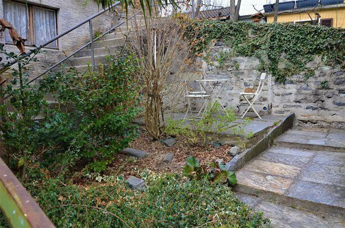 Casa di 3 app./ uffici a reddito con piccolo giardino - Foto 22 di 30