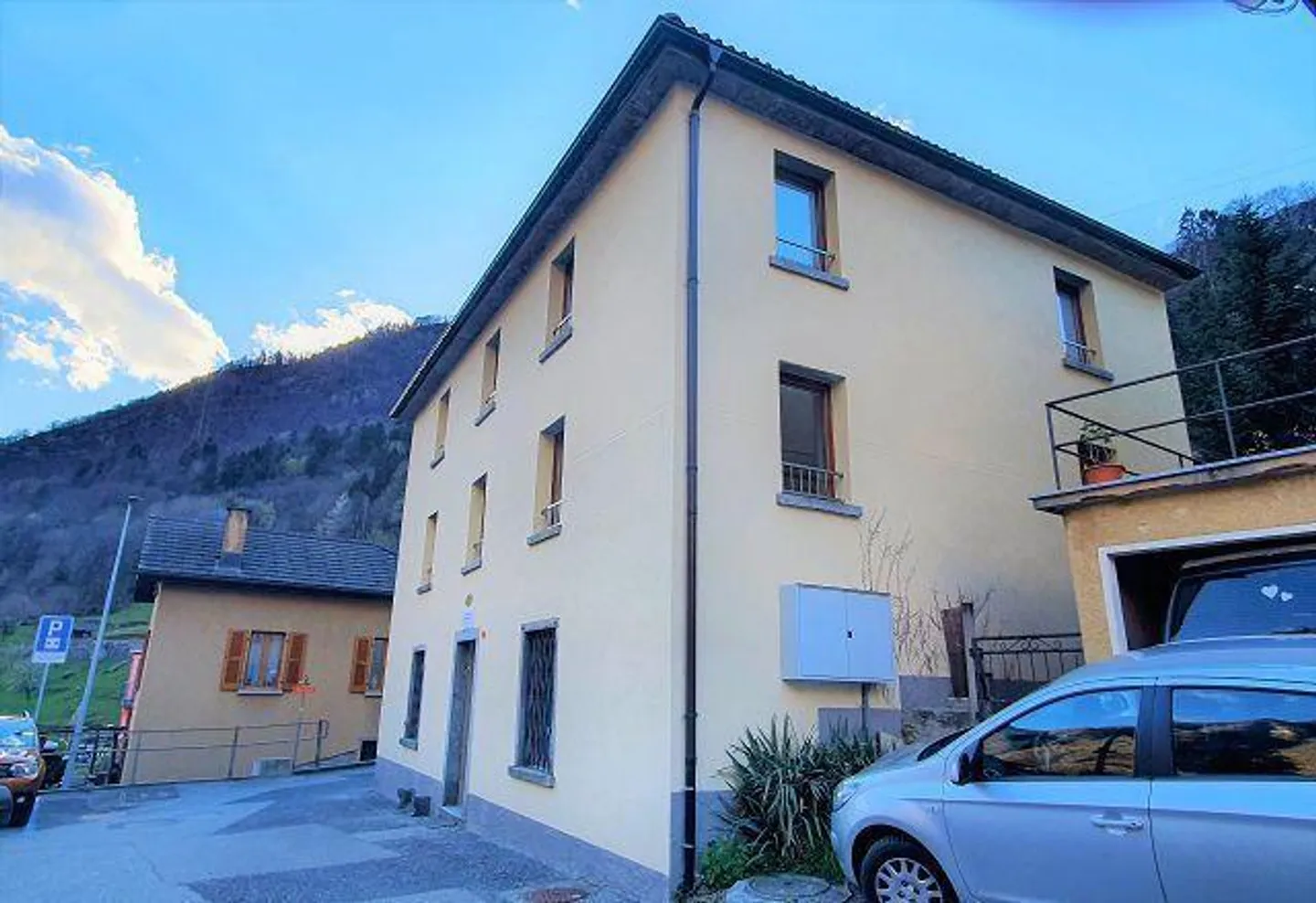 Casa di 3 app./ uffici a reddito con piccolo giardino - Foto 26 di 30