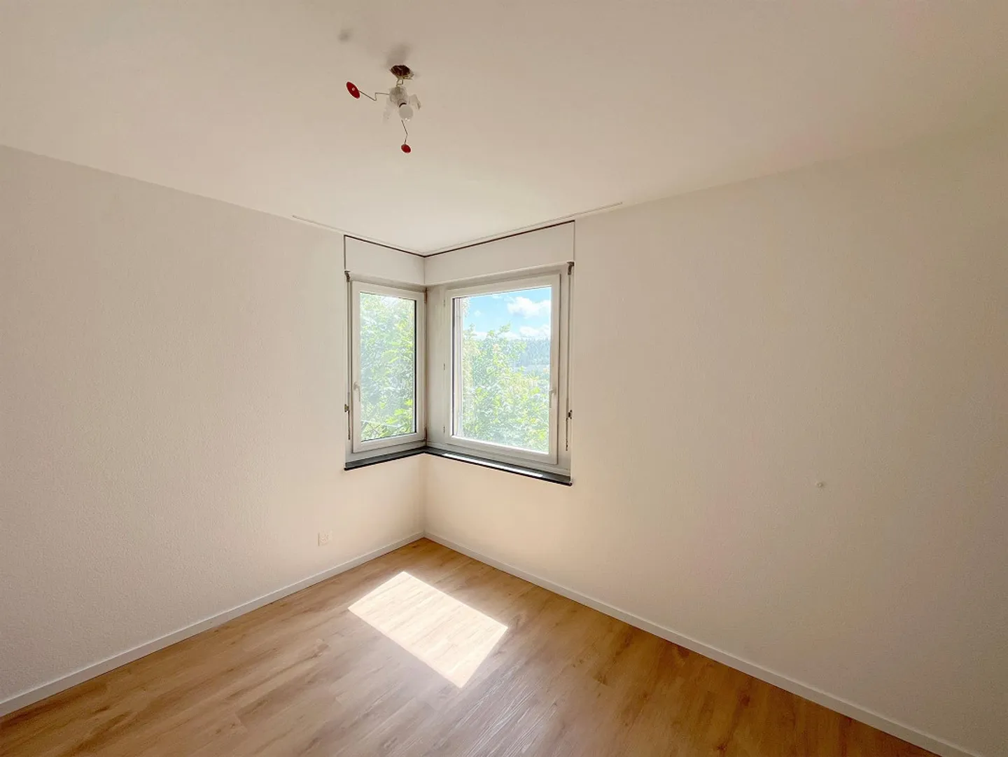 Wohnen im Grünen mit perfekter Anbindung  Ihr neues Zuhause in Sch... - Foto 4 von 6