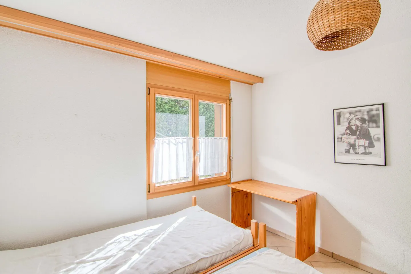 Esclusivo appartamento con giardino di 3,5 locali a Beatenberg - ideale come prima casa o casa vacanze, il tuo rifugio con panorama alpino e vista mozzafiato sul lago - Foto 14 di 24