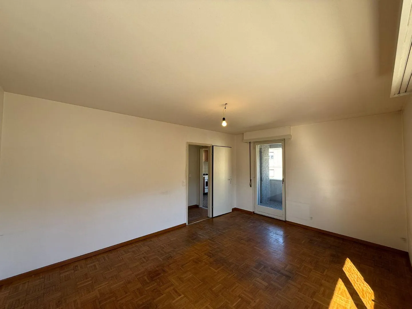 Appartamento 2.5 stanze - Foto 4 di 11