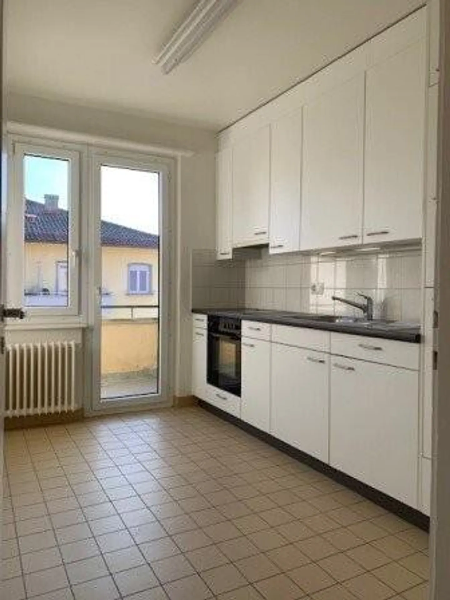 Beautiful 3-room apartment ideally located! - Photo 3 of 8