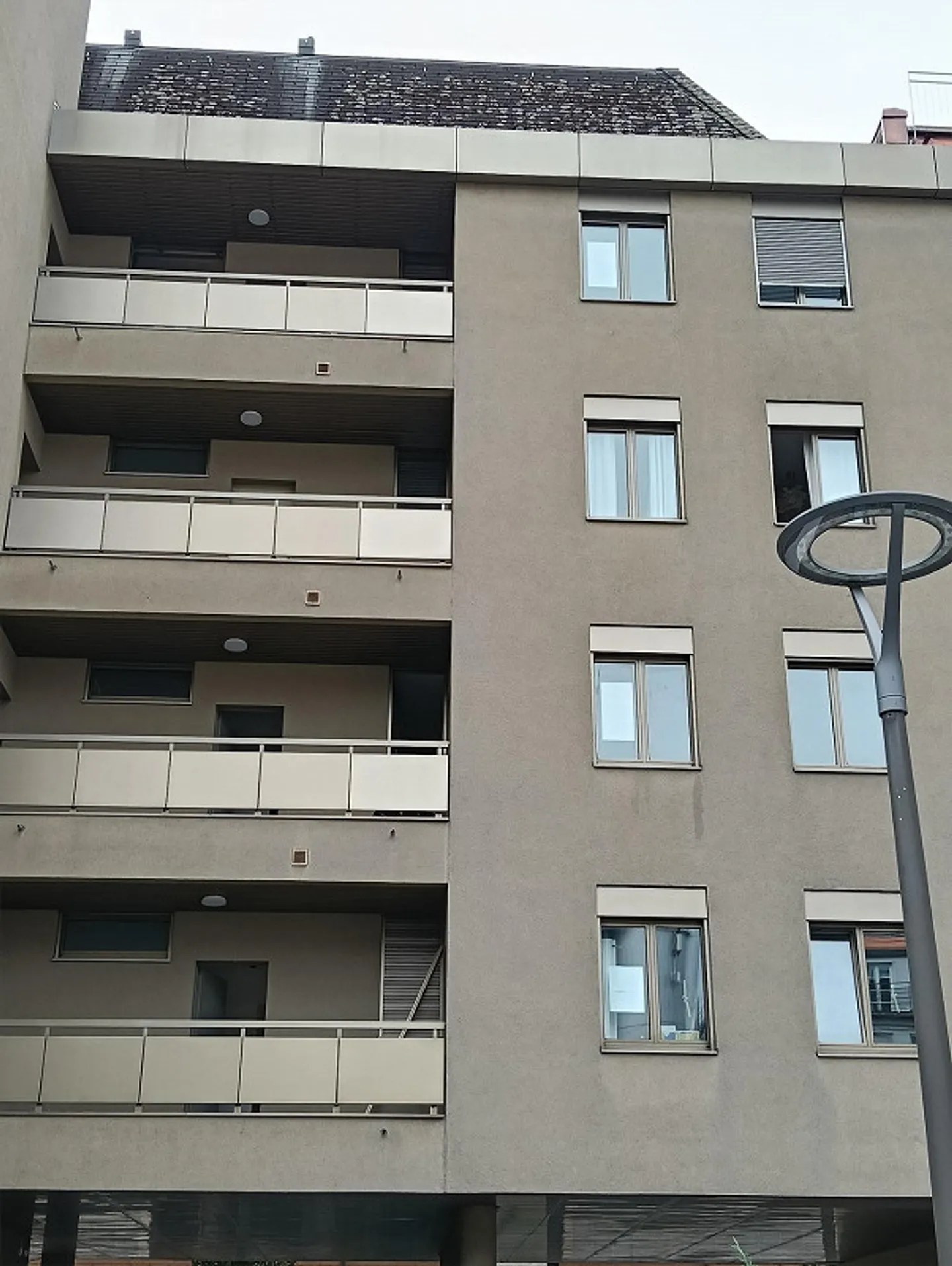 Modernes Apartment in Zürich - Foto 2 von 3