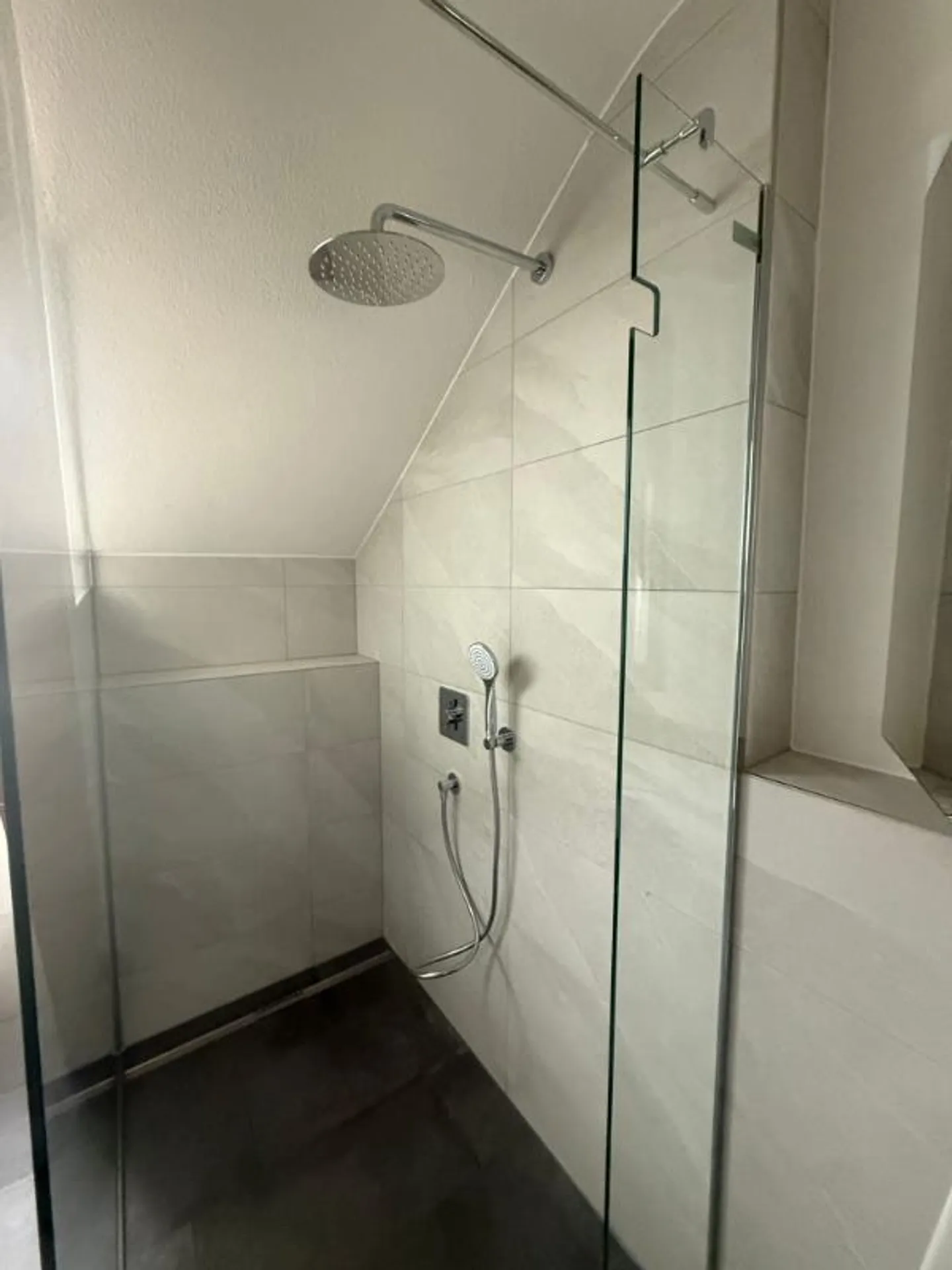 Appartamento mansardato di 2 stanze - Foto 5 di 5