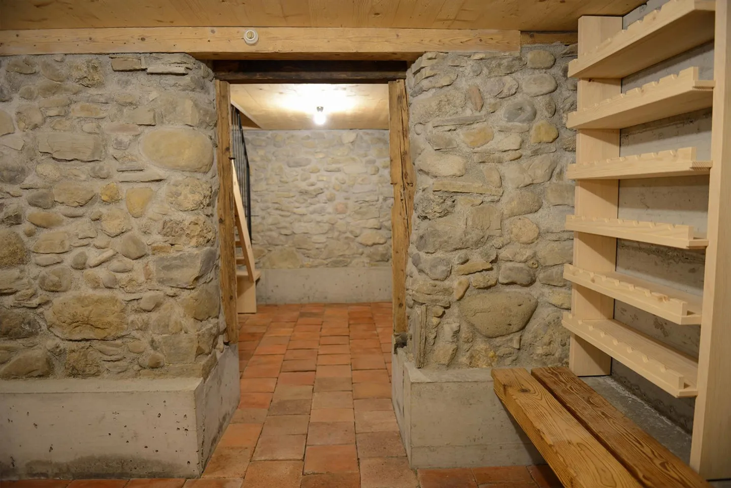 Casa con sostanza edilizia storica, per esigenze abitative contemporanee. - Foto 15 di 17