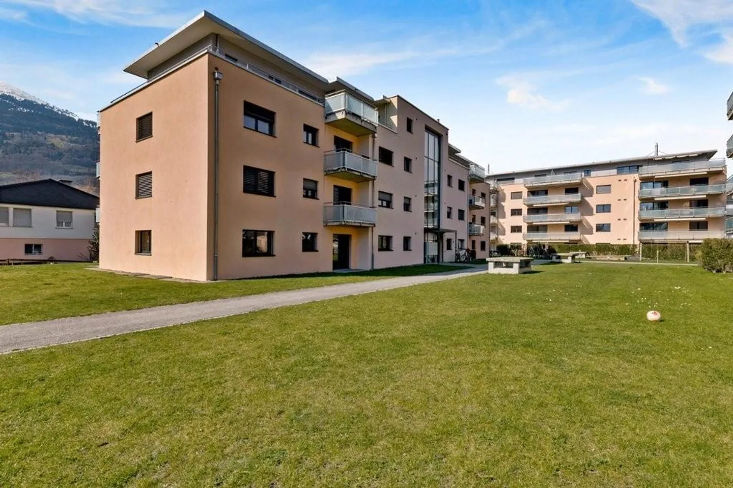 Sonnige 2.5 Zimmer-Wohnung - Foto 1 von 10