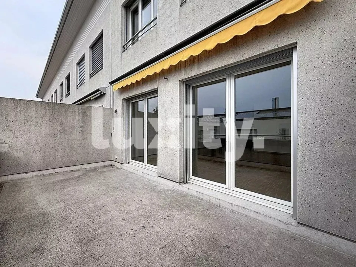 Spacious Duplex in Plan-les-Ouates - Photo 1 of 4