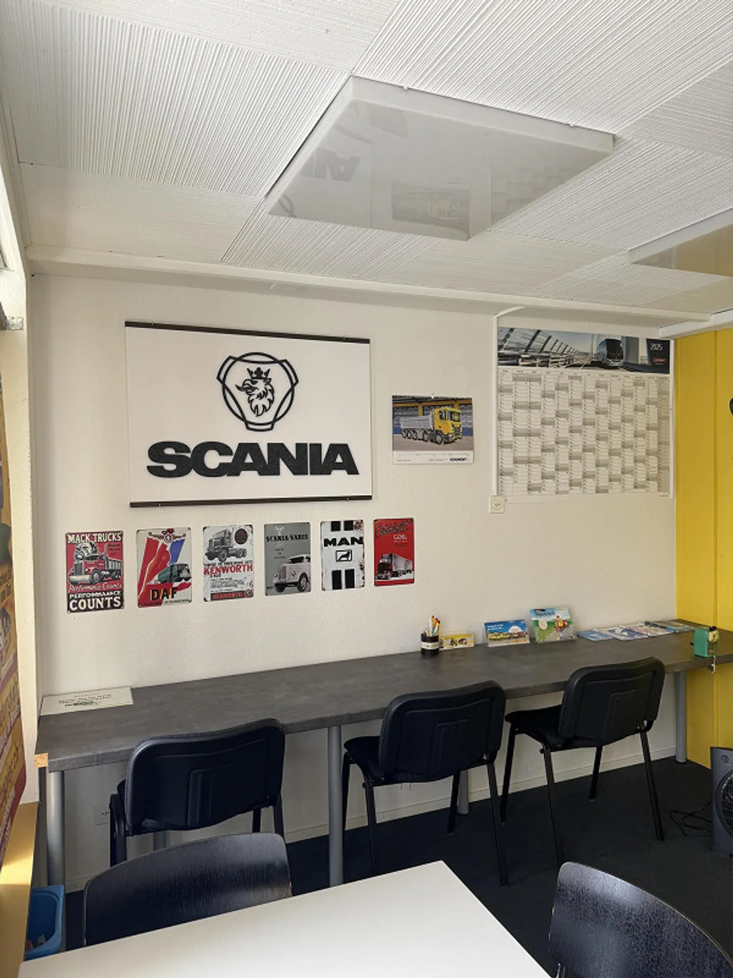 82 m² Commercial Space - Photo 3 of 4