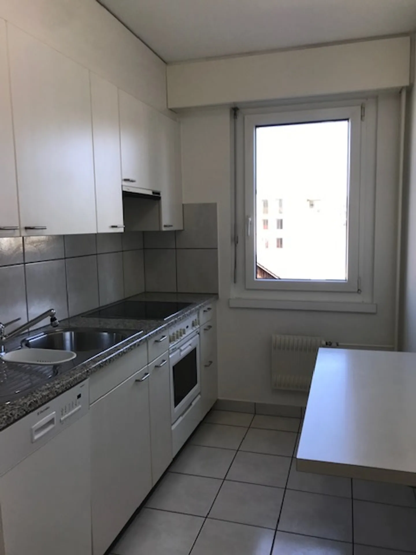 LOUER SANS CAUTION - Appartement près du lac de Zurich - Photo 3 sur 8