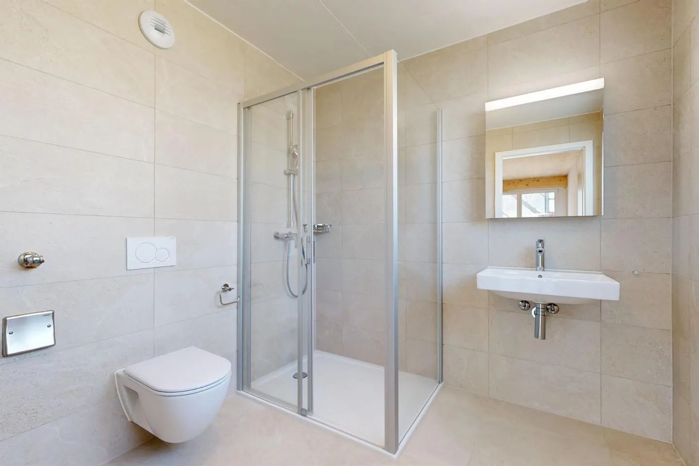 Wunderschöne 4,5-Zimmer-Neuwohnung mit großem Balkon und allem Komfort! - Foto 6 von 8
