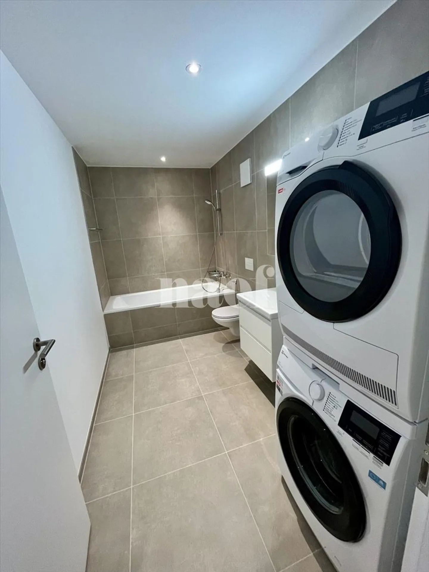 Neue 4,5-Zimmer-Wohnung - Foto 8 von 9