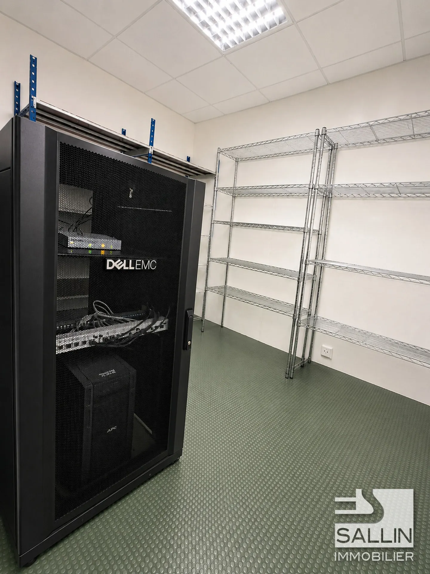 Bright administrative open space of approx. 140 m² - Photo 13 of 13