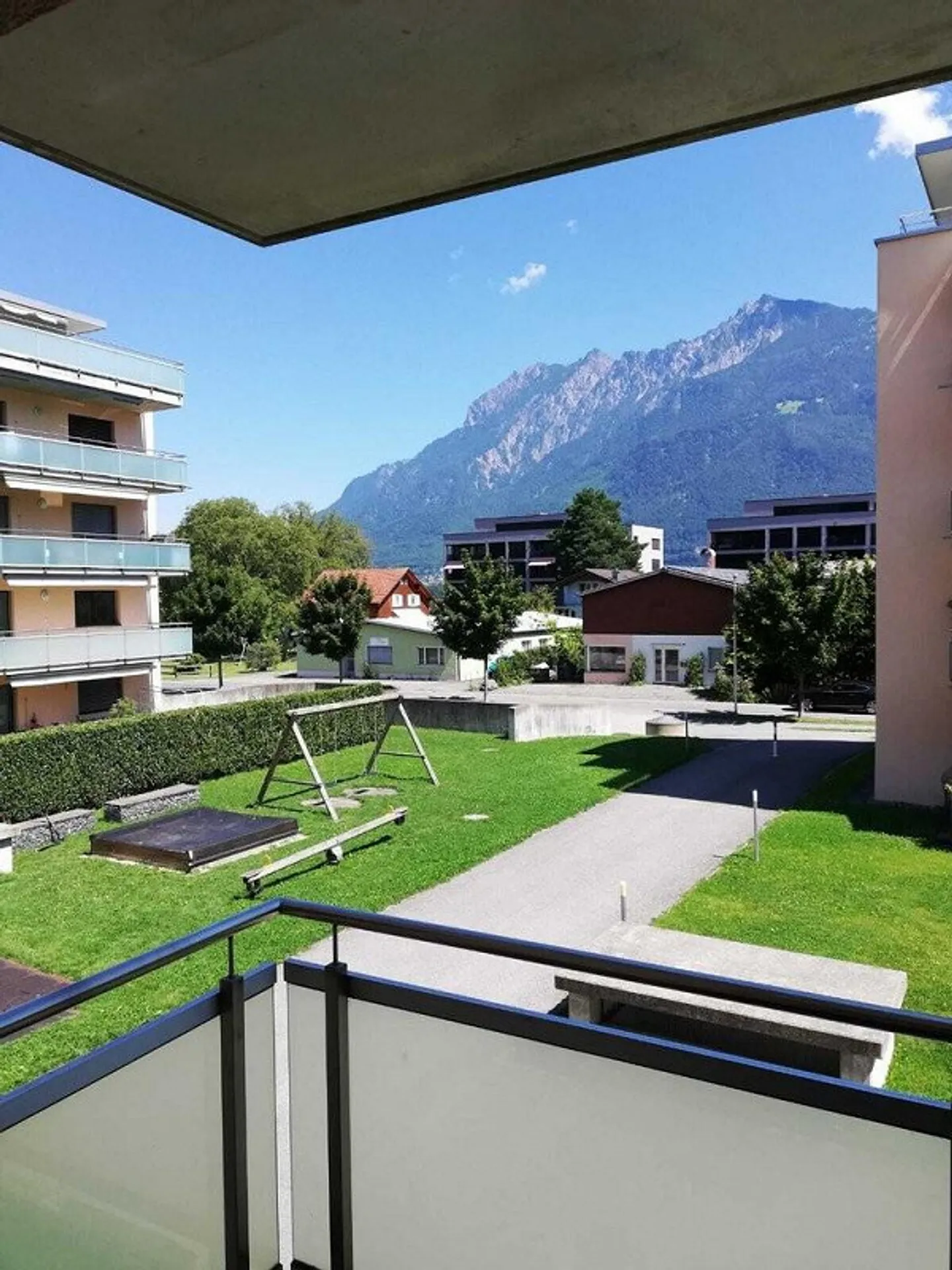 Sonnige 2.5 Zimmer-Wohnung - Foto 9 von 10