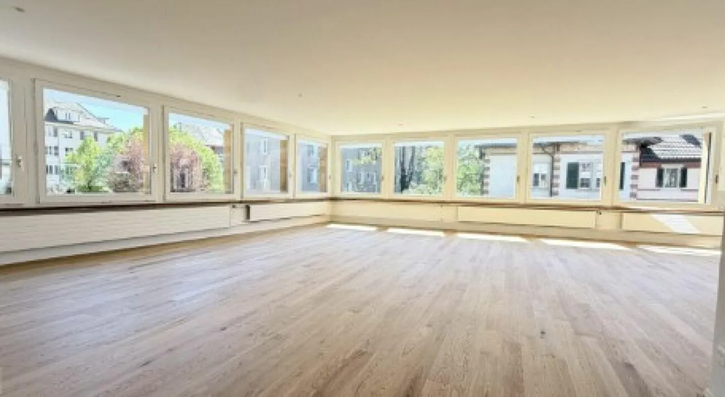 Spazio commerciale ristrutturato nella Länggasse - Foto 2 di 4